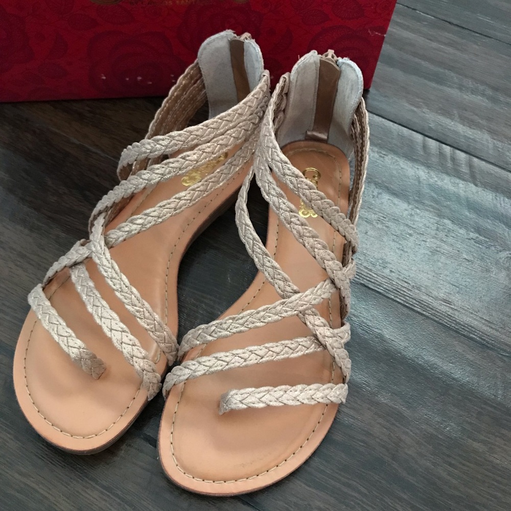 NEW Carlos by Carlos Santana Sandals 6